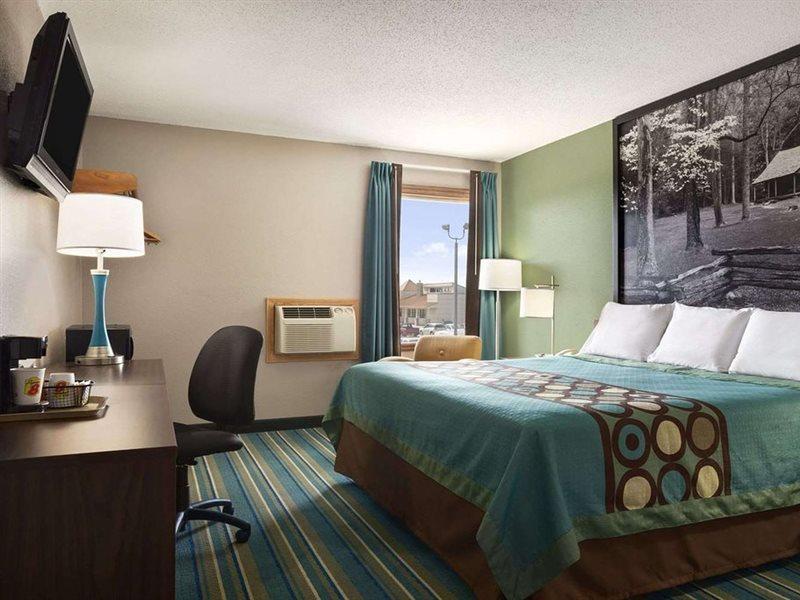 Super 8 By Wyndham Mattoon Hotel Buitenkant foto