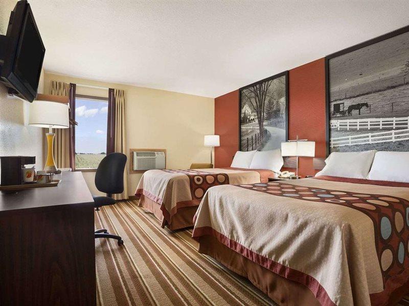Super 8 By Wyndham Mattoon Hotel Buitenkant foto