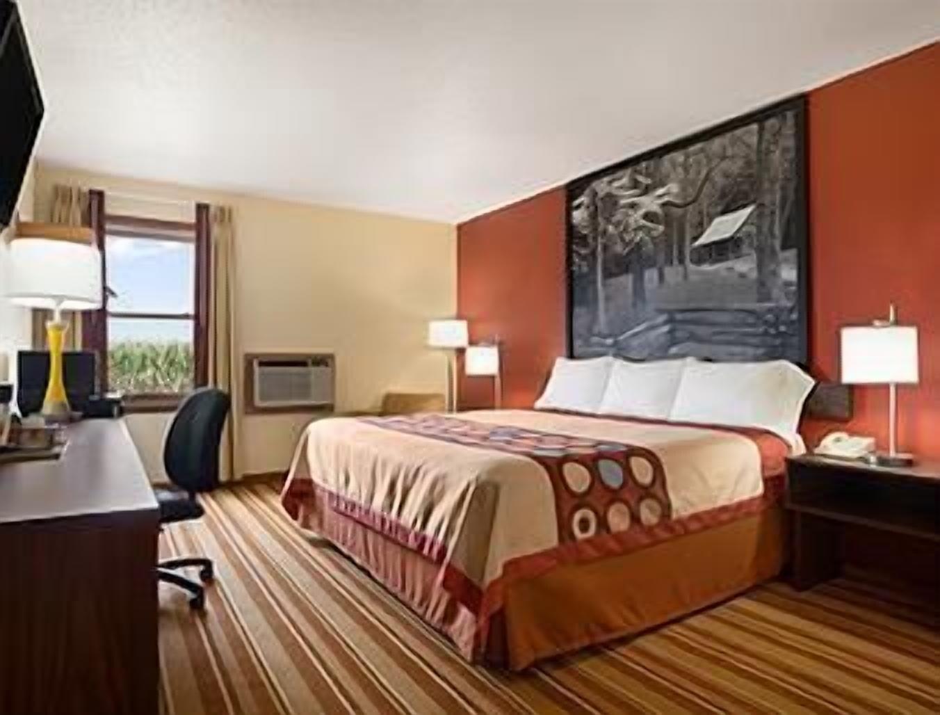 Super 8 By Wyndham Mattoon Hotel Buitenkant foto