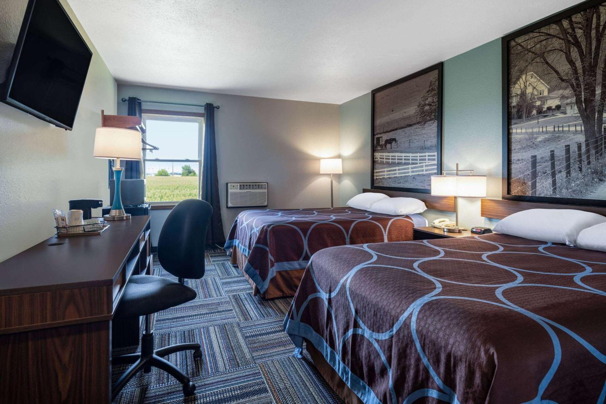 Super 8 By Wyndham Mattoon Hotel Buitenkant foto